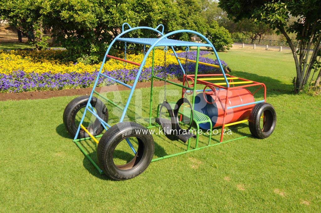 Motorcar With 1 Bench , 1 Tyreswing , Handrings 