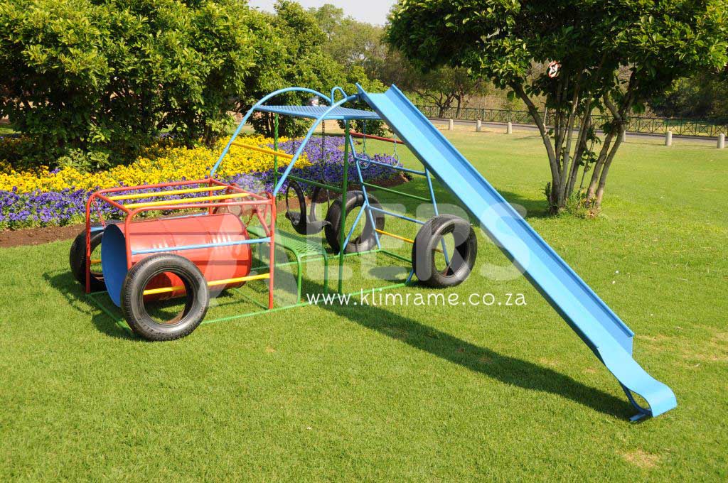 Motorcar With 1 Bench , 1 Tyreswing , Handrings  + 3m Steel Slide 